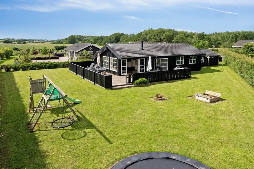 Flovt Beach Peace And Private Garden - Image 1