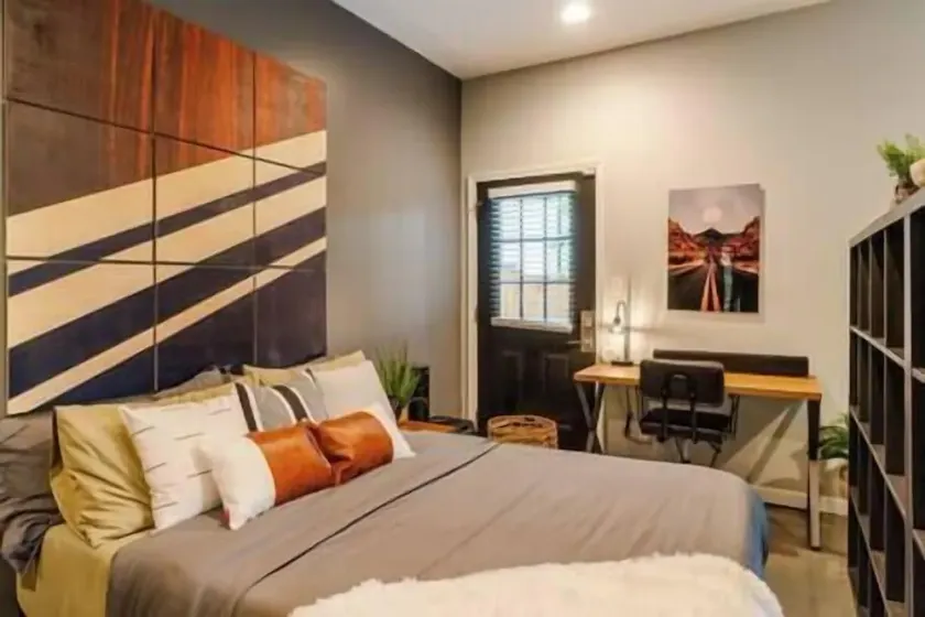 Eva's Studio | Downtown ATL | Near Mercedes-Benz Stadium - Image 1