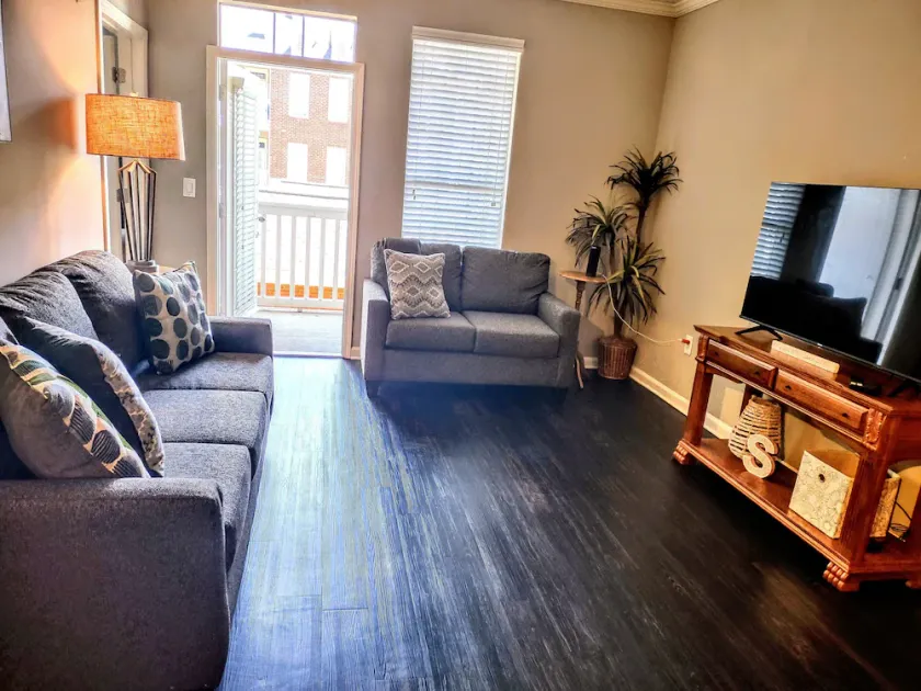 Quality, functional, family friendly, wheelchair accessable! - Image 1