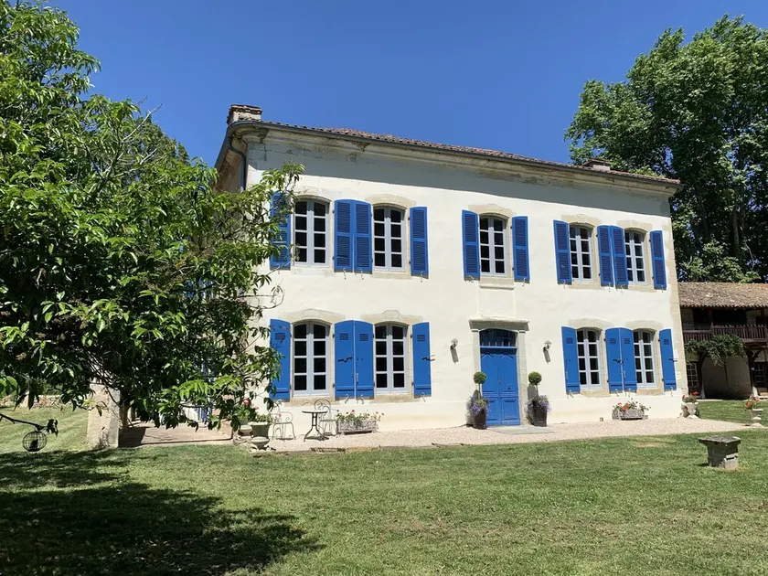 Chateau Duviella Elegantly Spacious Chateau for large groups - Image 1