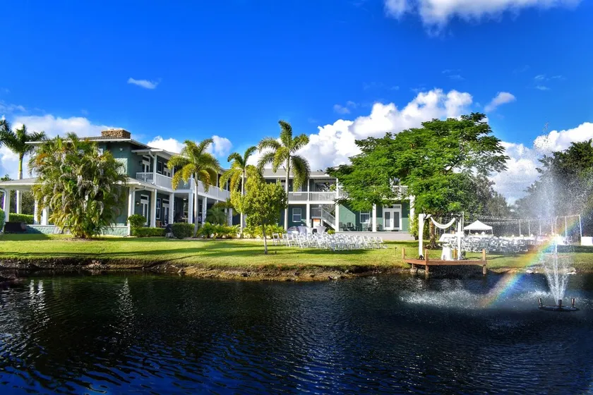 Saint Patrick Palace - Wedding-Ready Luxury Estate w/ Pool & Guest Cottage - Image 1
