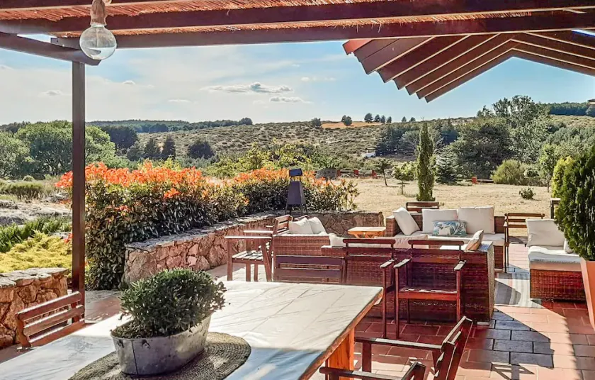 Awesome home in Navarredonda de Gredos with WiFi and 3 Bedrooms - Image 1