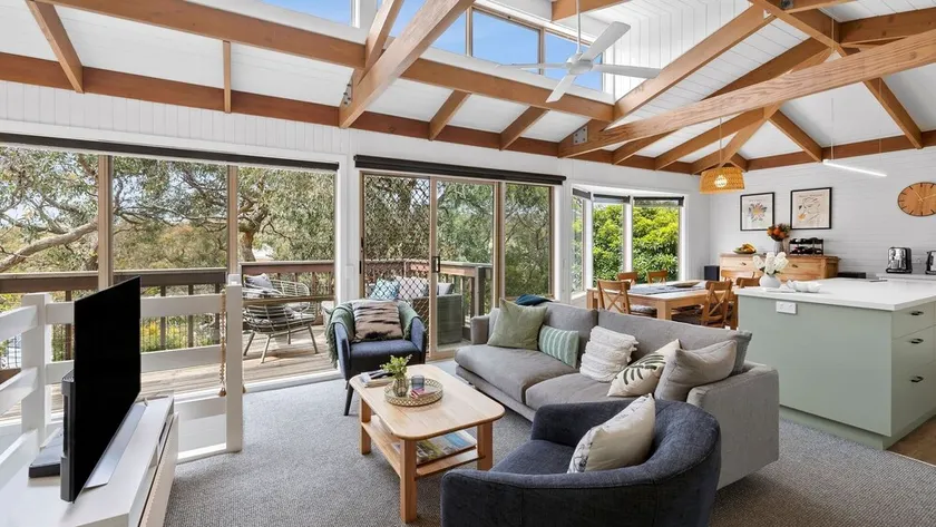 Soulhaven - Dreamy Retreat - Image 1