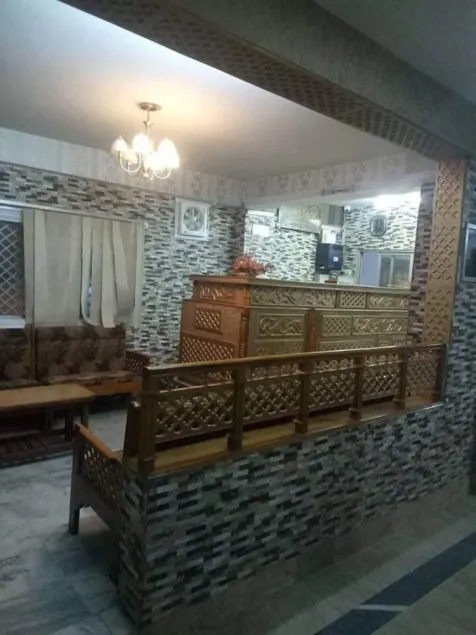 Cecil Hotel - Image 1