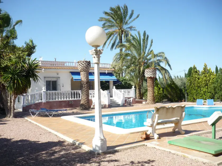 Villa, piscine. Matola, Algoda, Elche, Alicante, Costa Blanca, Espagne - Image 1