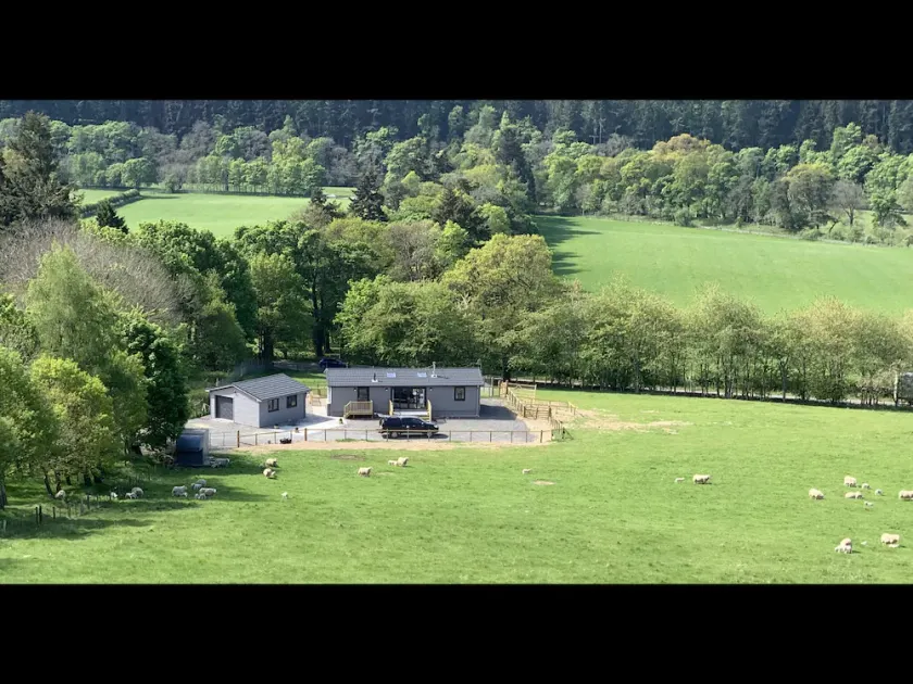 Smiddyhill Lodge, Innerleithen self catering holiday let - Image 1