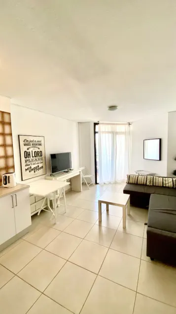Fantastisk Studio, Los Cristianos - Image 1
