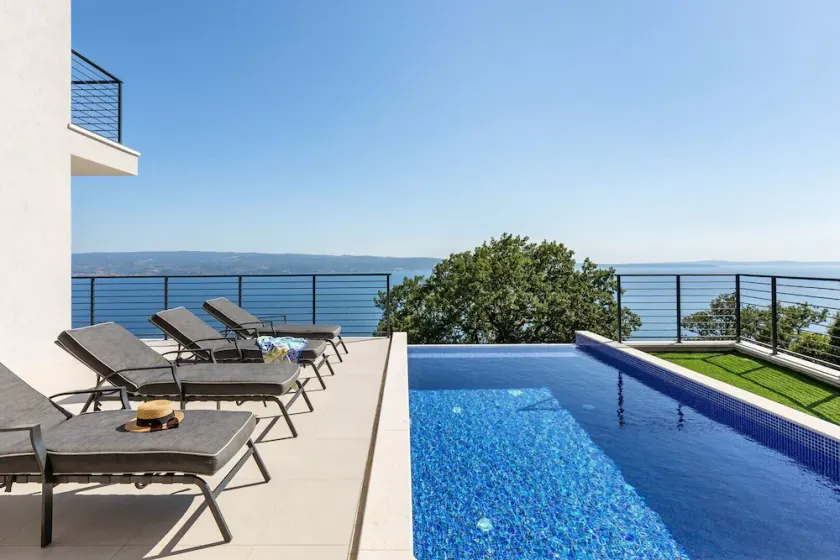 Villa Lipa - Image 1