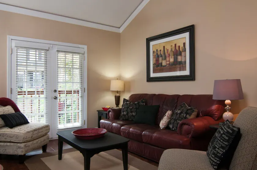 Great Condo Available for an Athens Visit, very close to campus and downtown - Image 1