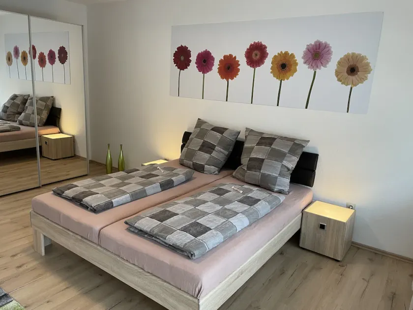 Schön Eingerichtete Ca.85 qm Große Ferienwohnung - Image 1