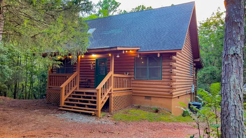 Labor Day at Pike's Peak - Wifi and Hot Tub! - Callaway Gardens - Image 1
