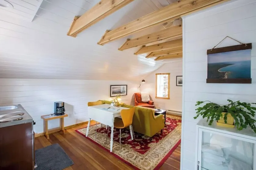 A City Cottage in the heart of Sturgeon Bay - Image 1
