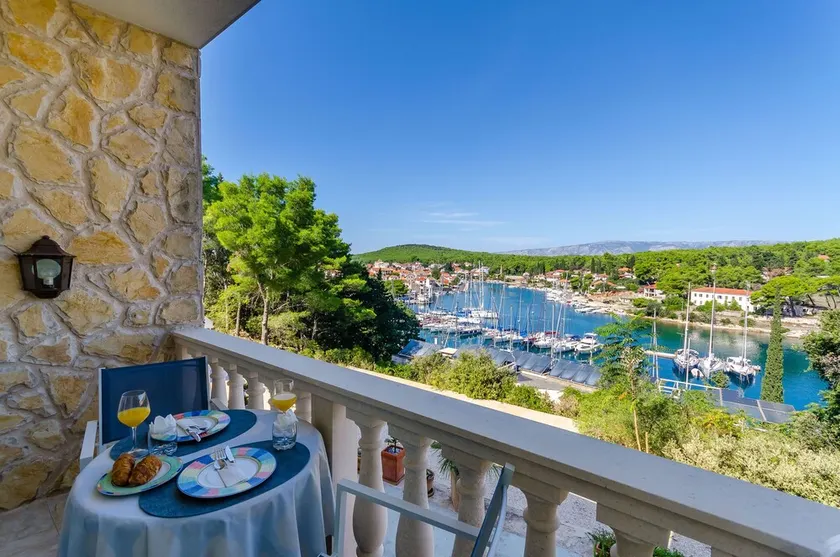 Apartments Vila Jelka - Image 1