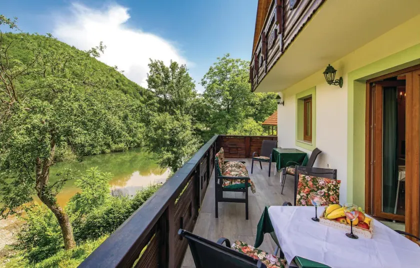 Gorgeous home in Brod na Kupi with sauna - Image 1