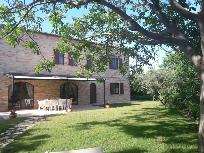Casale Caldarette histórica casa de campo exclusiva - Image 1