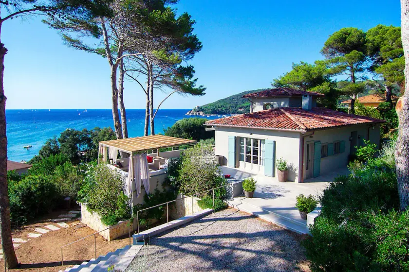 The Red Mullet House - Image 1