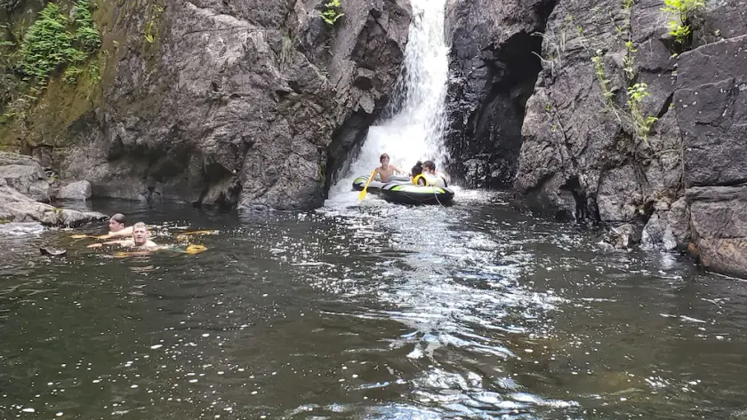 Private Waterfall Oasis: Secluded Creekside Camping at Putnam Creek - Image 1
