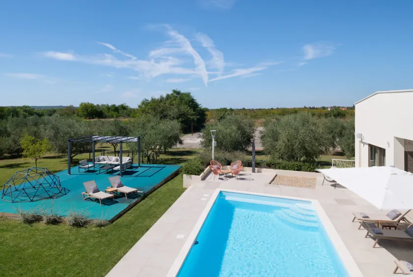 Villa Olive Grove - Image 1
