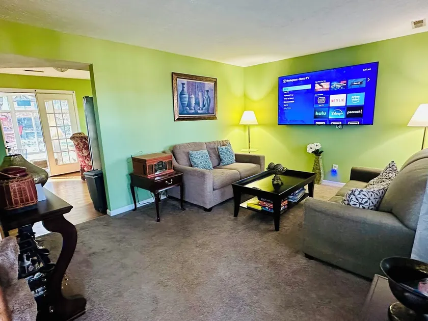Entire House Family-Pets-Friendly Close to i65. - Image 1