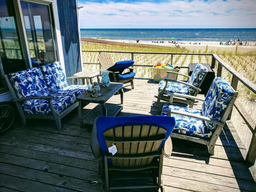 Oceanfront Paradise in Robbins Rest - Image 1