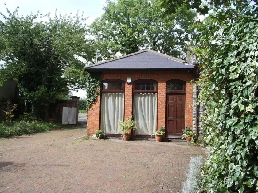 Beautifully Converted Barn - Image 1
