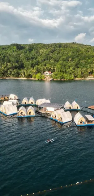 Floating Home in Reef Resort 3 - Image 1