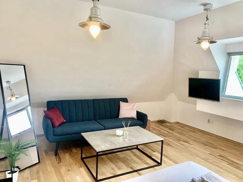 Minimalist Apartment - Image 1