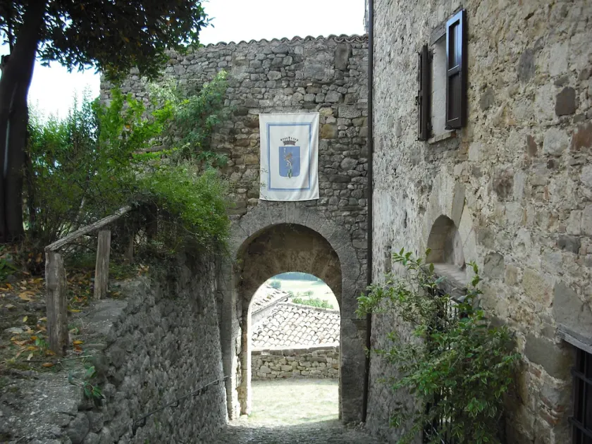 Belvilla by OYO Castello Fatato Sogni - Image 1