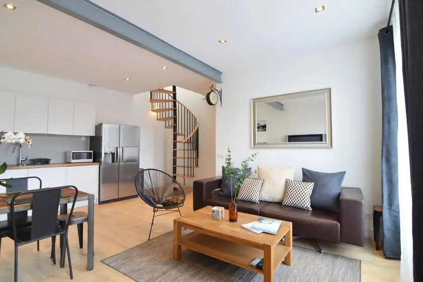 Luis Mariano: Triplex Apartment - Image 1