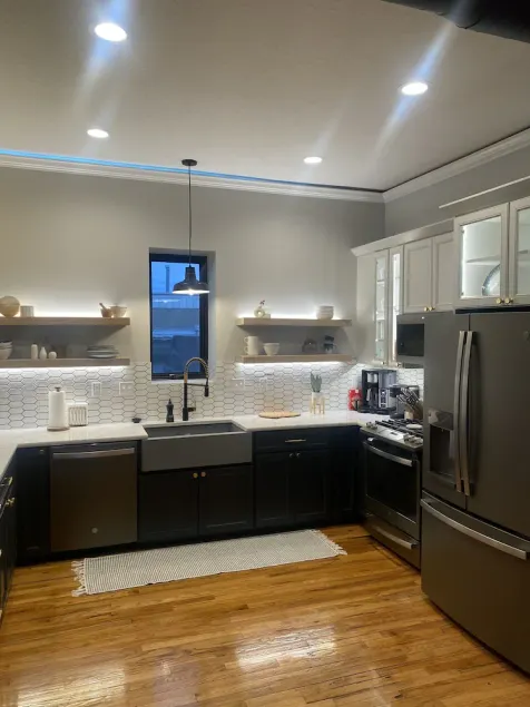 Modern Apartment located on the Square in Ord - Image 1