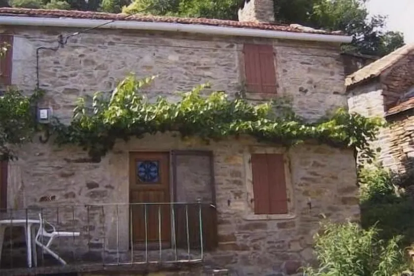 Traditional family house, renovated - Image 1