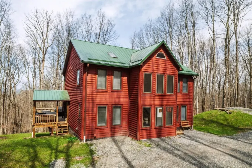 Timberly - 699 Ridge Road  Timberly - Private Wooded Lot, Outdoor Hot Tub, Pool Table, Pet Friendly, Lake Access! - Image 1