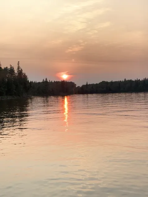 Lakefront cabin at Candle Lake with boat slip - Image 1