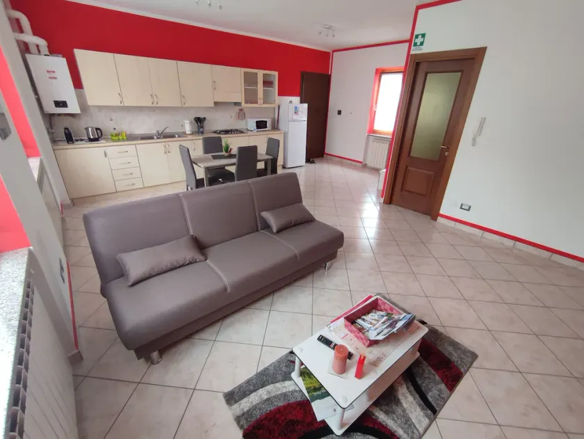 Matisse - Apartment with two berdrooms and garden in La Morra  - Image 1