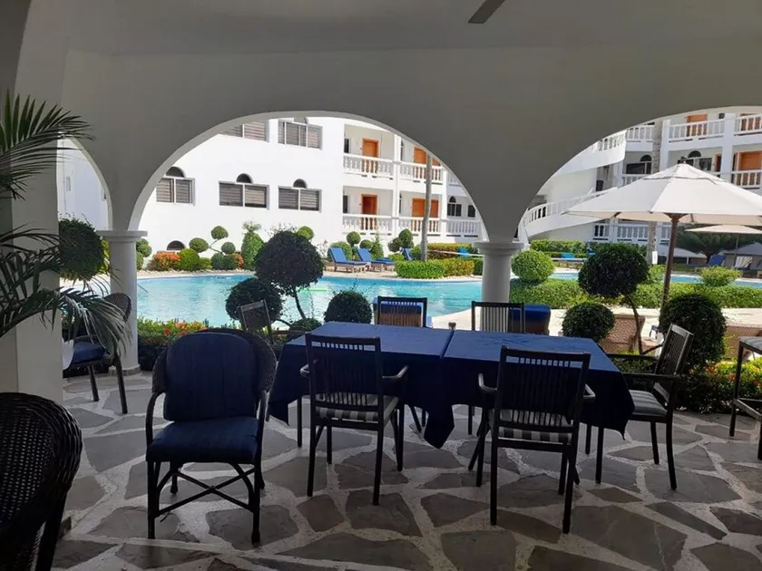 3BD luxury condo in gated resort near surfing beach, with pool/AC/cable TV/Wi-fi - Image 1