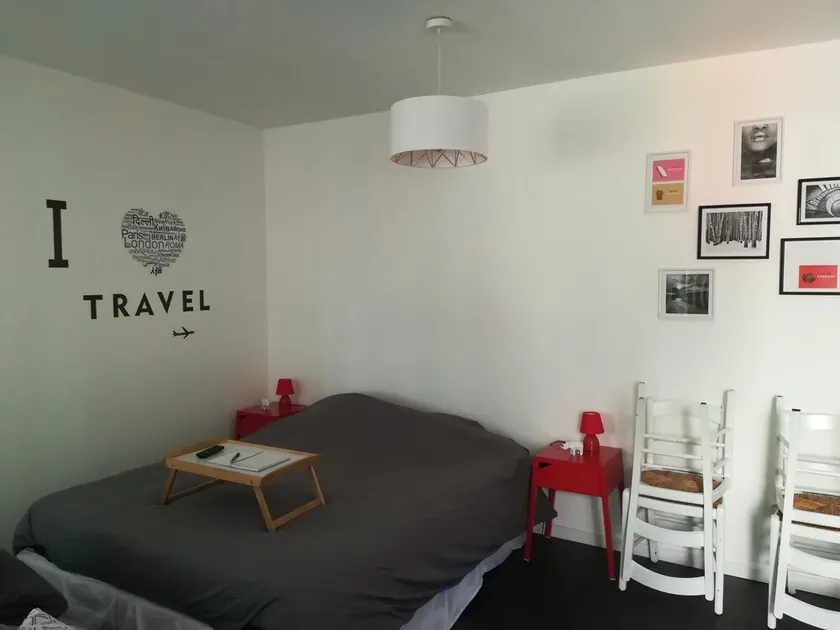 Uafhængig studio med have, nær katedralen i Reims - Image 1