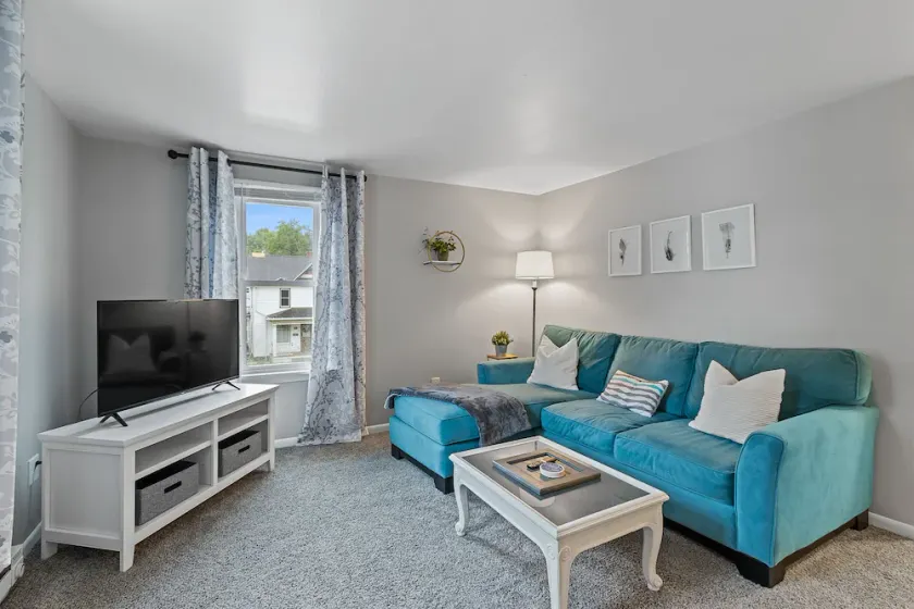 Comfy Nook- 2Bed, 30 Minutes to Devils Lake Park - Image 1