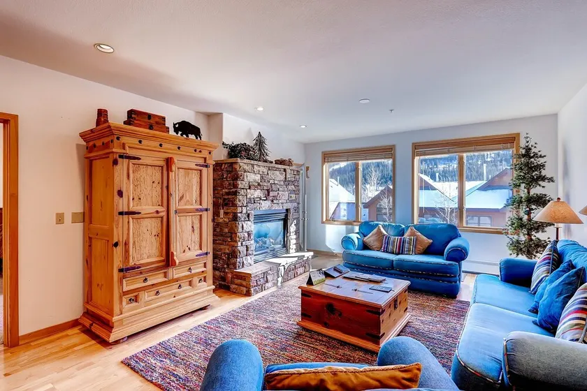 Restez et les enfants skient gratuitement! 2Br Condo Near River Run. Pas de frais de nettoyage - Image 1