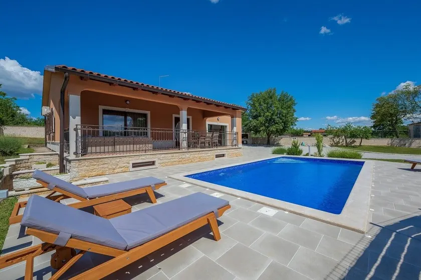 Villa Luna - Pool and Wellness - Image 1