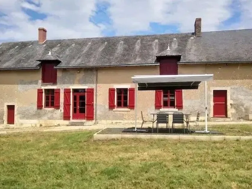 Quiet house with large garden in Berry, near Châteauroux - Image 1