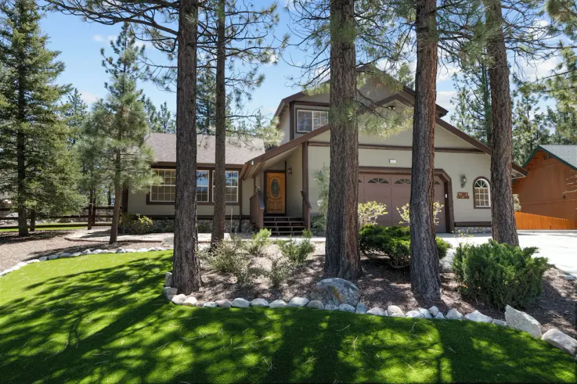 Stony Creek Cabin - 4BR / 2. 5BA / Spa / WiFi / Vue sur la forêt - Image 1