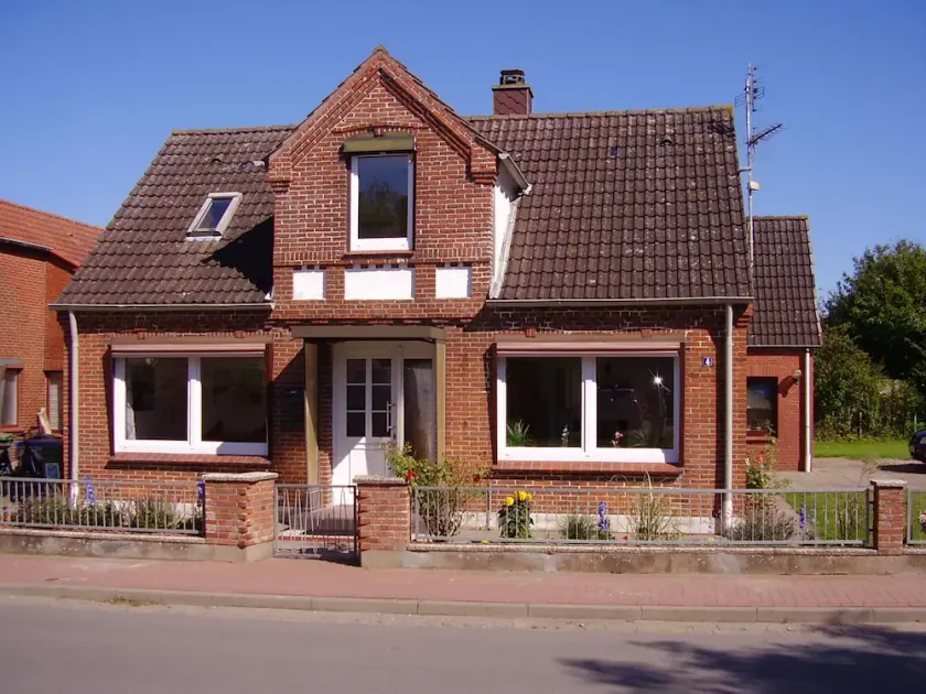 Baltic Sea house - close to the beach - / completely modernized - Image 1