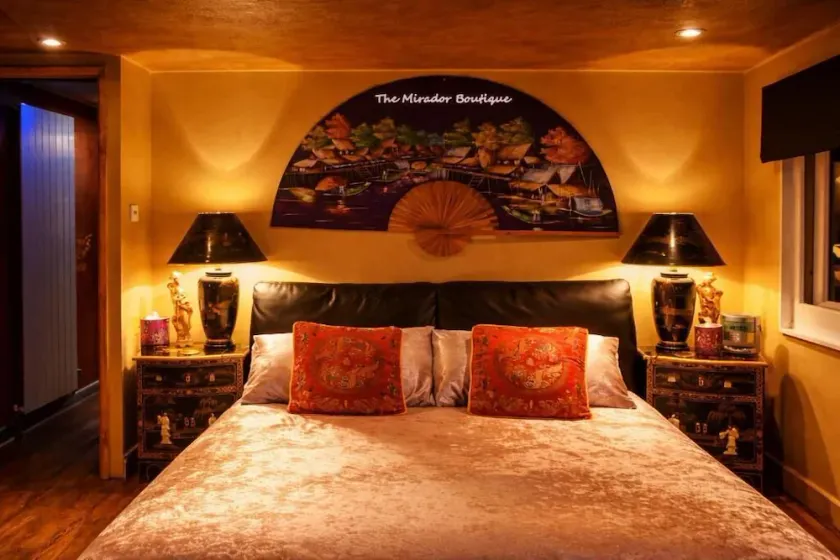 Oriental Suite - Image 1
