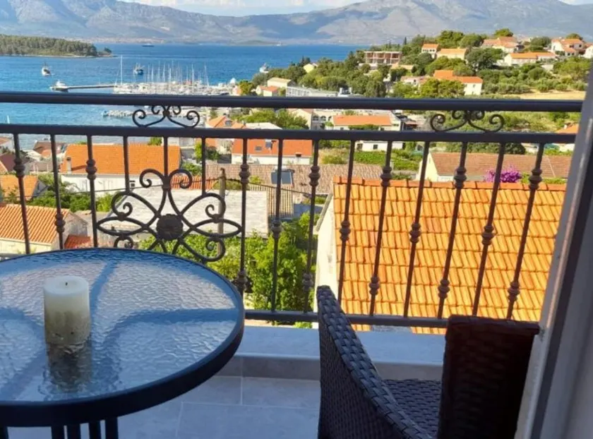Comfort Apartments Lumbarda - Image 1