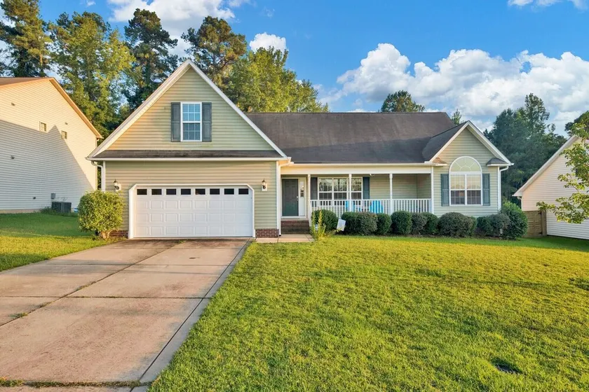 Casa spaziosa a pochi minuti da Fort Bragg e Methodist University! - Image 1