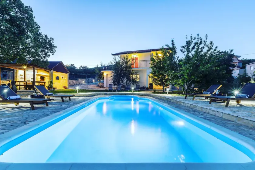 Villa Podrugovi Dvori with pool - Image 1