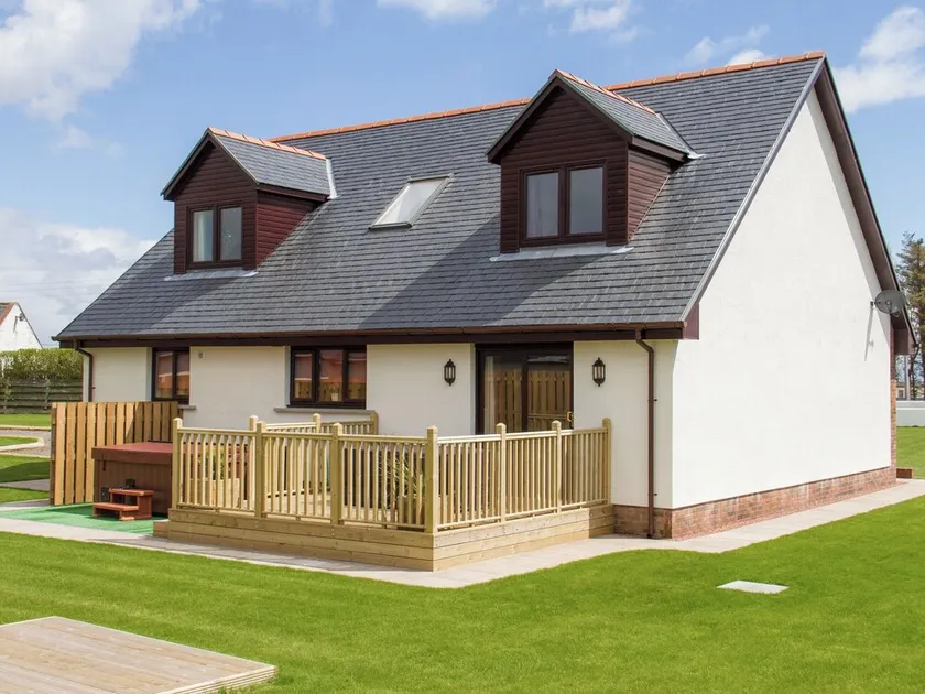 4 bedroom accommodation in Southerness, near Dumfries - Image 1
