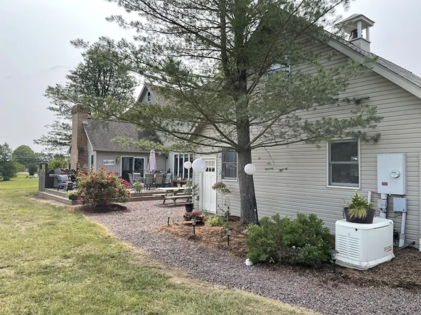 Cozy Apartment in Northumberland, PA -set in rural PA on a small horse farm - Image 1