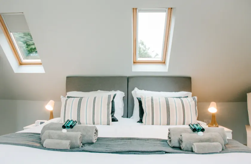 Beautiful 2-bed cottage, amazing views / sleeps 6 - Image 1