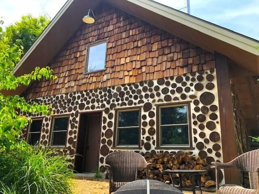 Upper Hamlin Lake Cabin - Image 1